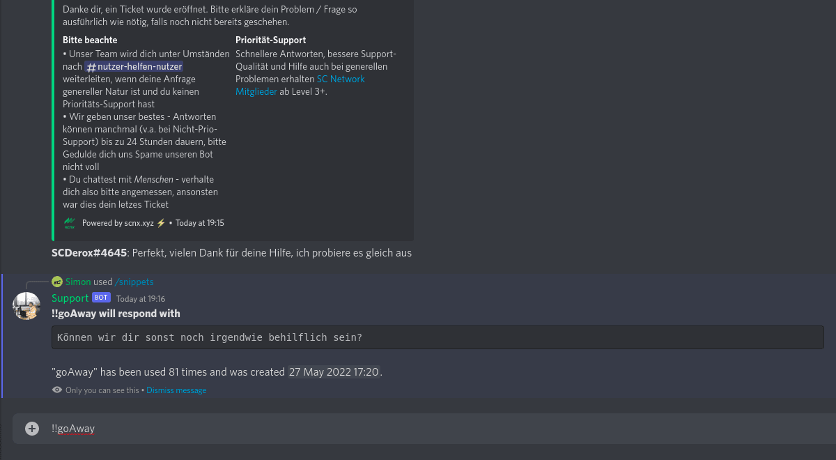 Screenshot of Discord showing a SCNX-Modmail-Bot using Snippets.